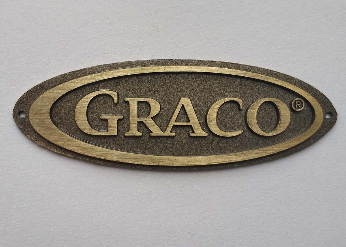 锌合金标牌包装盒标牌