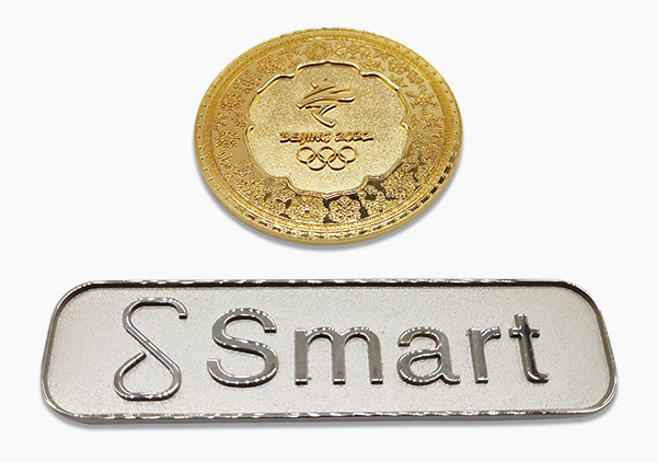 锌合金跟不锈钢哪个好